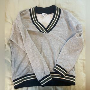 Large Everlane Sweatshirt